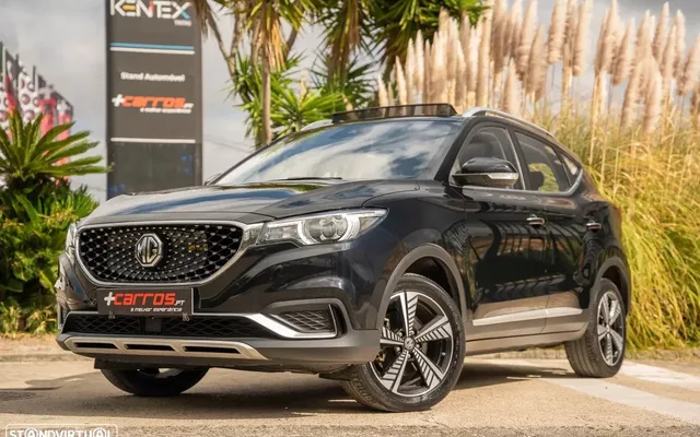 MG ZS Luxury