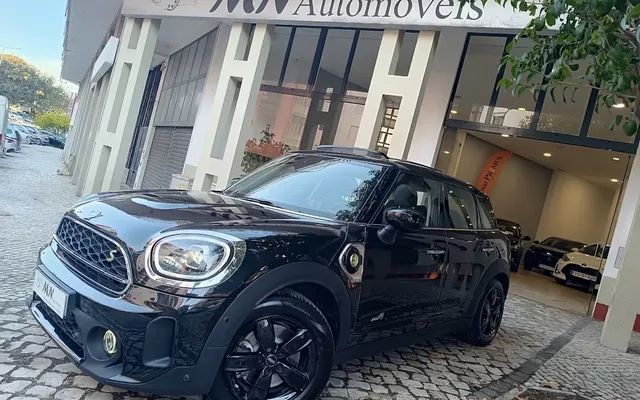 MINI Countryman Cooper SE Premium P. Essential Auto