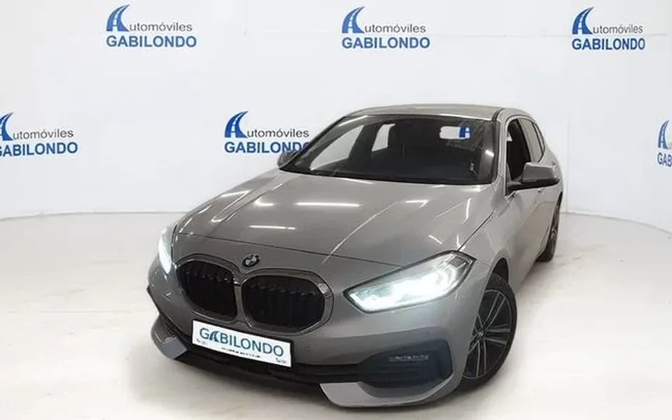 BMW Serie 1 118d Business Auto.