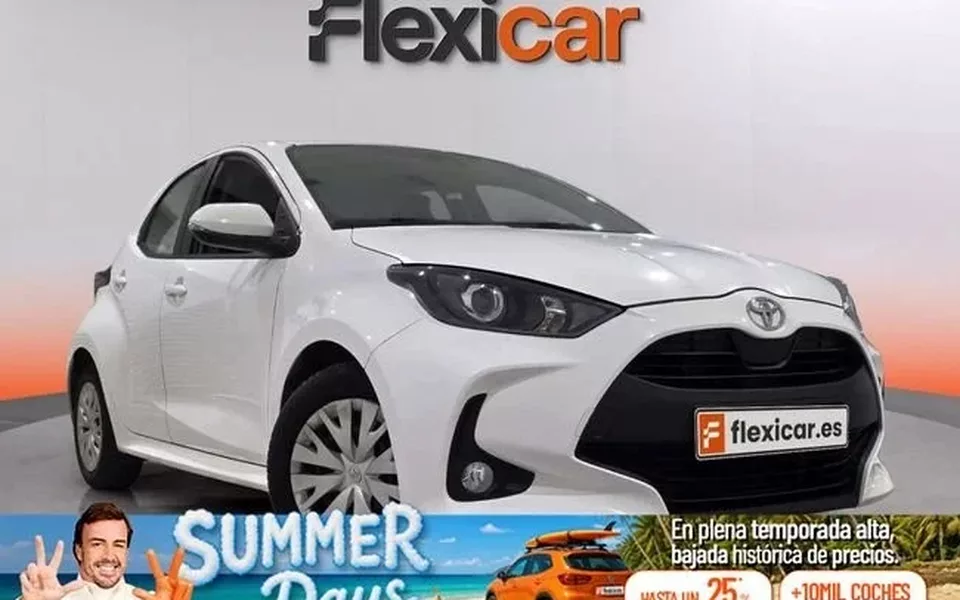TOYOTA Yaris COMFORT - 5P (2023) - 14490€ en Almeria