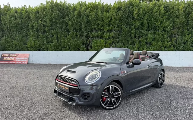 MINI Cabrio John Cooper Works