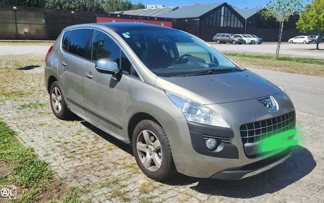 Peugeot 3008 1.6 HDi Premium
