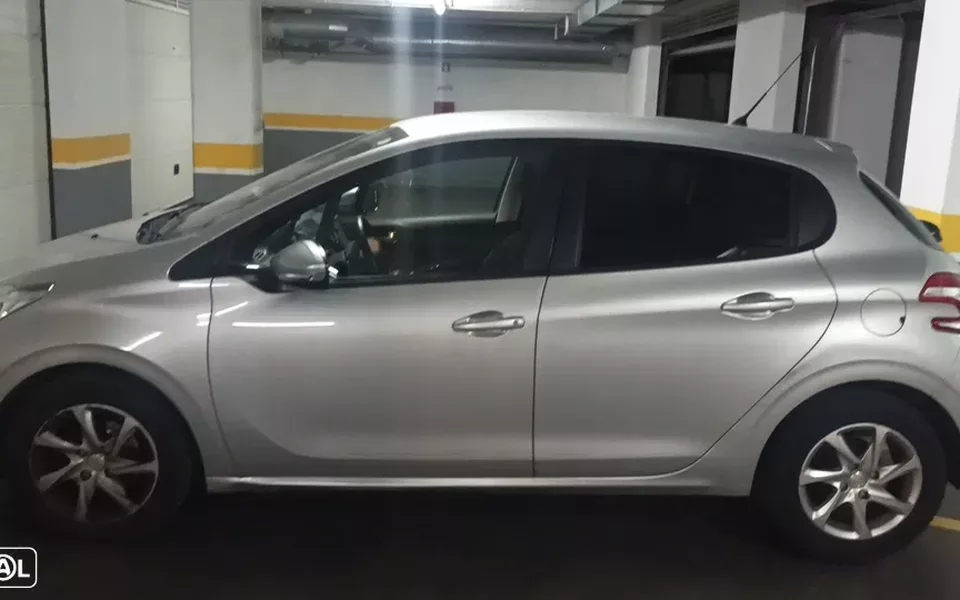 Peugeot 208 1.2 VTi Active
