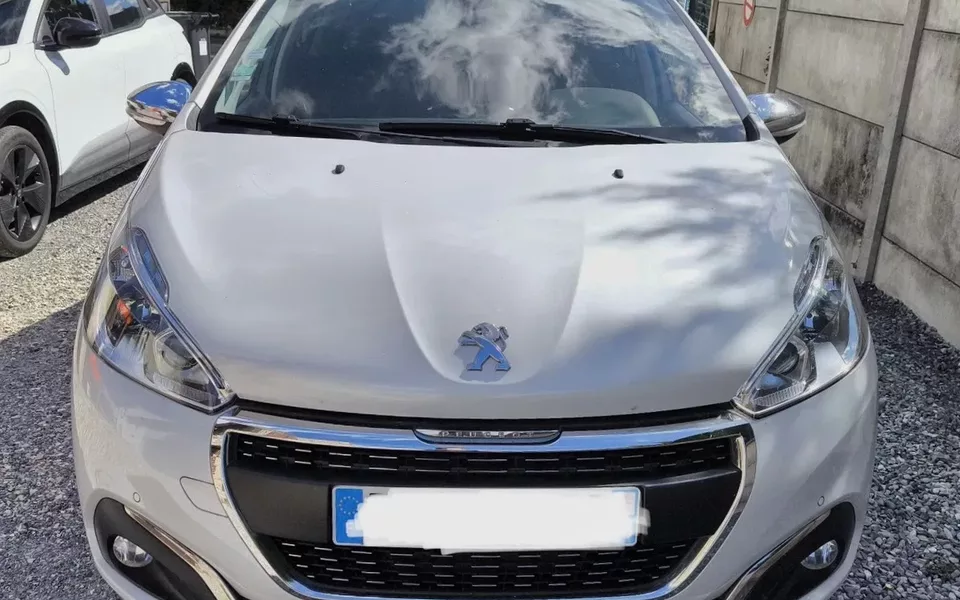 Peugeot 208 PureTech 82 Allure