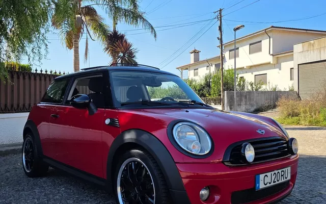 MINI 3 Portas