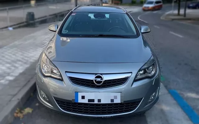OPEL Astra 1.7 CDTi 125 CV Selective ST