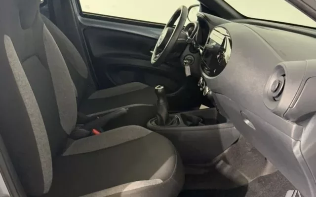 TOYOTA Aygo X Cross AYGO X CROSS 1.0 VVT-I 72CV Play
