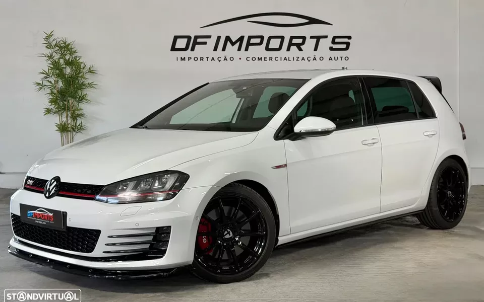 VW Golf GTI Performance BlueMotion DSG