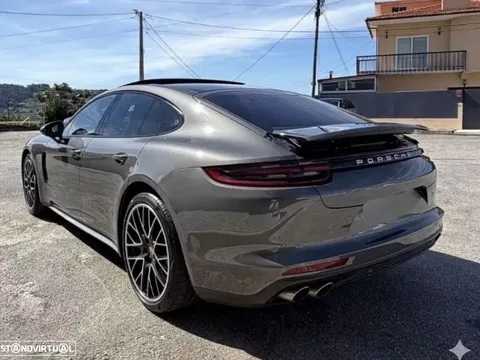 Porsche Panamera 4 S