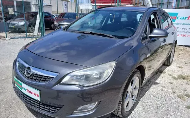 Opel Astra Sports Tourer 2011 1.7 CDTi Enjoy