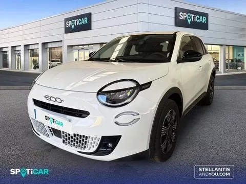 FIAT 600 MHEV 1.2 74kW (100CV) DDCT -