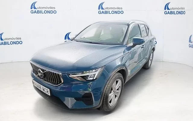 VOLVO XC40 2.0 B4 G AWD Plus Bright Auto