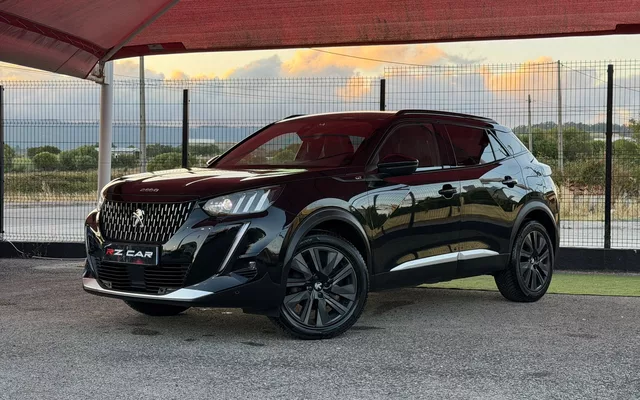 Peugeot 2008 PureTech 155 EAT8 GT Pack