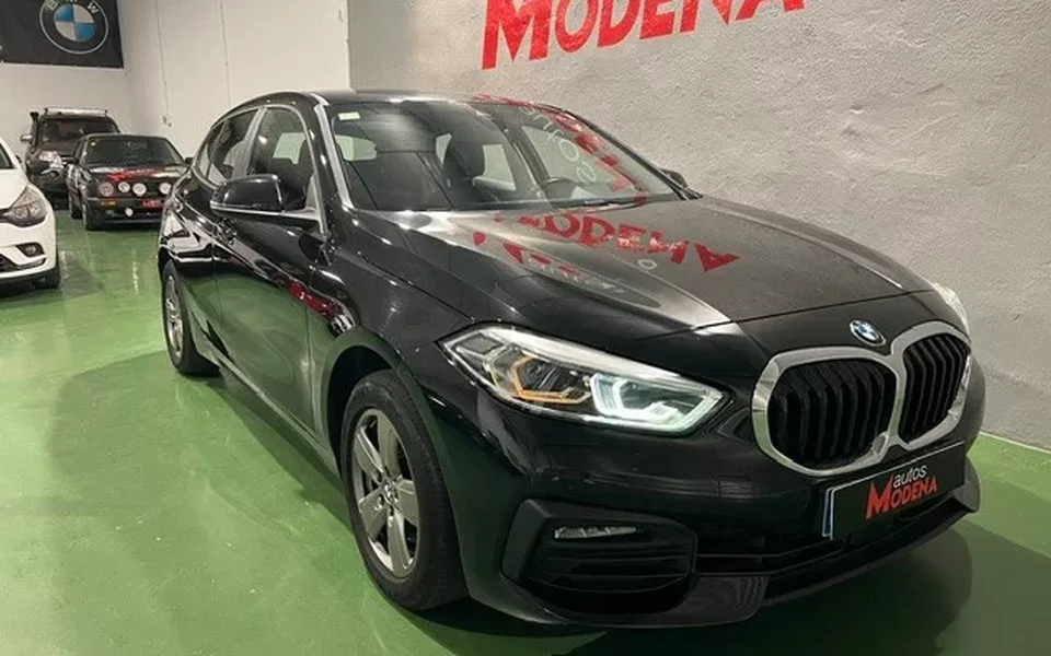 BMW Serie 1 118d Business - 16990€ en Villares de la reina