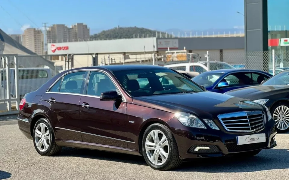 MERCEDES-BENZ Clase E E 350CDI BE Avantgarde Aut.