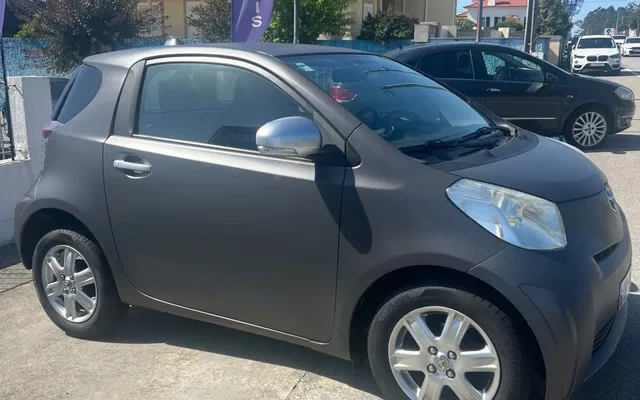 Toyota iQ 1.0 VVT-i