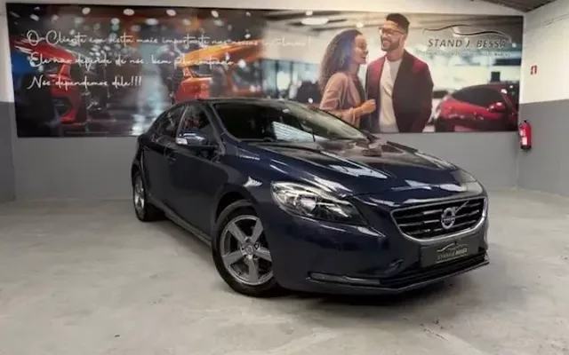 Volvo V40 2014 D2 Kinetic