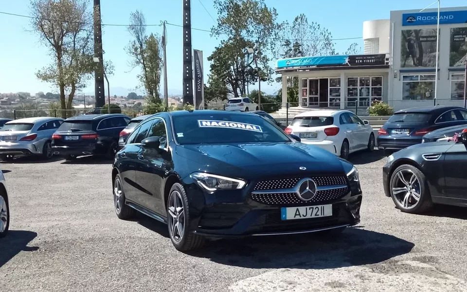 Mercedes-Benz CLA 250 e Shooting Brake AMG Line