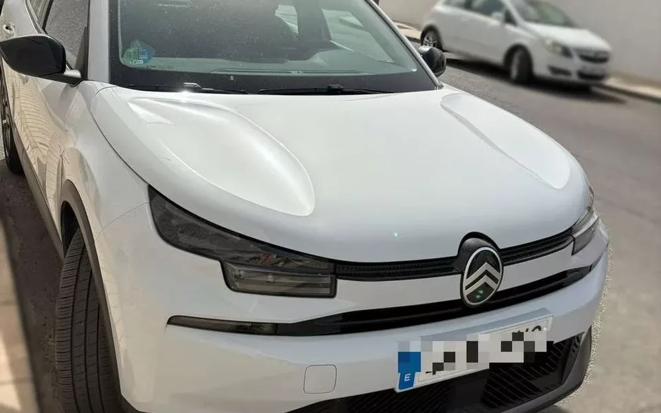 CITROEN C4 Hybrid 136 e-DCS6 Plus