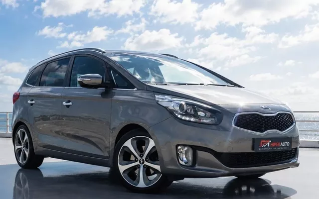 Kia Carens 1.7 CRDi ISG TX