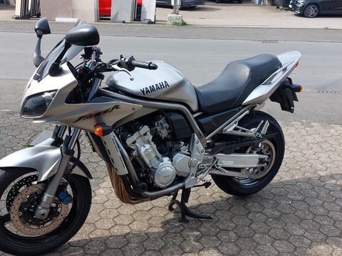 Yamaha FZS 1000 1. Hand inkl Zahnriemen/ Bos u.v.m