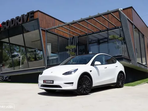 Tesla Model Y Standard