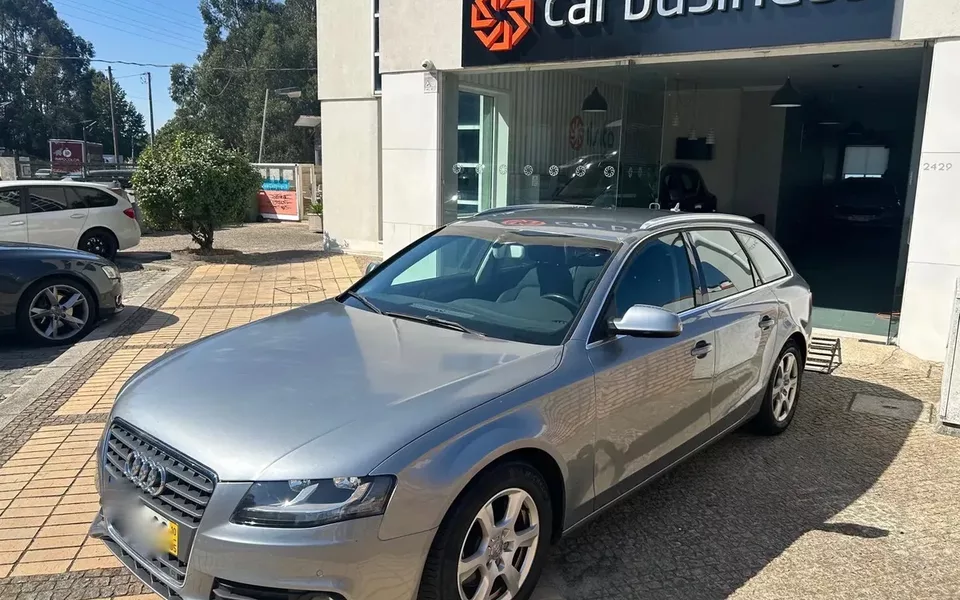 Audi A4 Avant 2.0 TDI e DPF Attraction