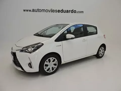 TOYOTA Yaris Yaris 100H 1.5 Active