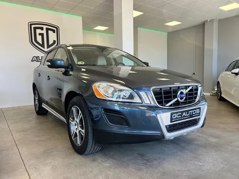 VOLVO XC60 Volvo 2.4 D5 AWD Summum Auto
