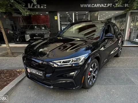 Ford Mustang Mach-E 75.7 kWh Premium AWD
