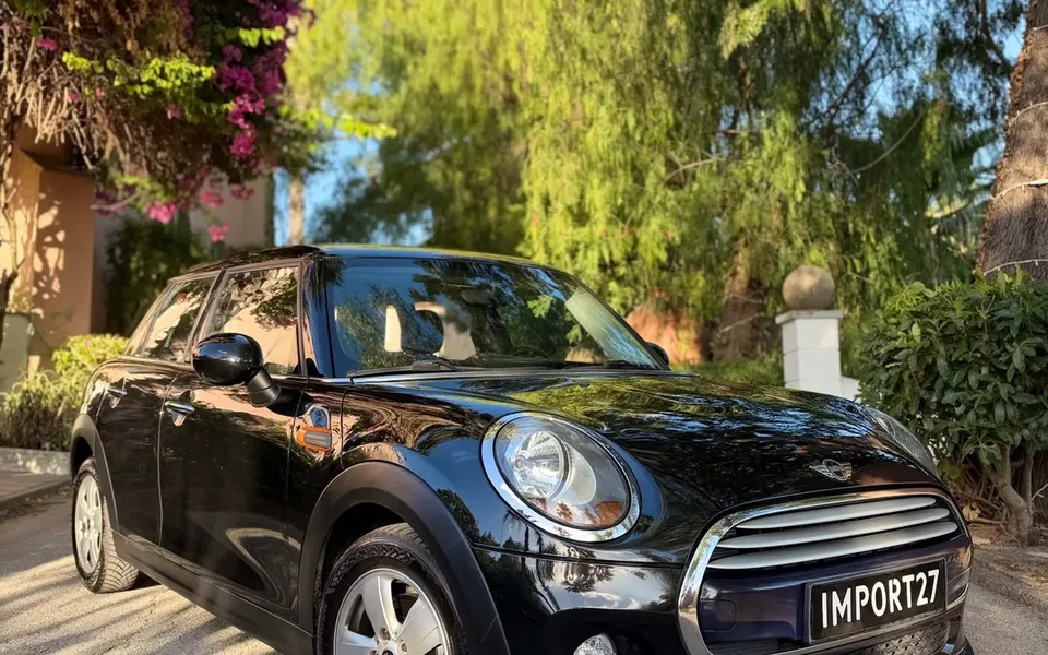 MINI 5 Portas Cooper D Seven