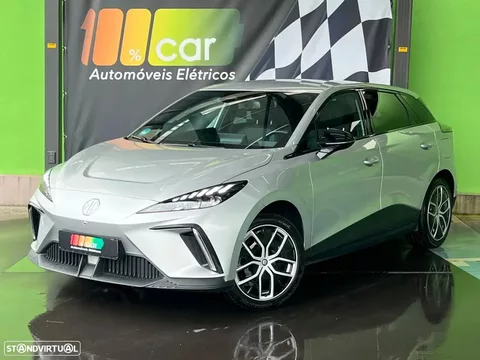 MG MG4 64 kWh Luxury