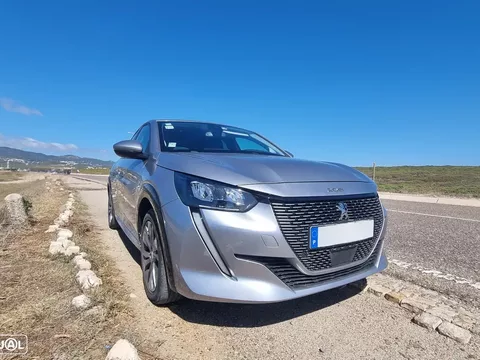 Peugeot e-208 50 kWh Allure Pack