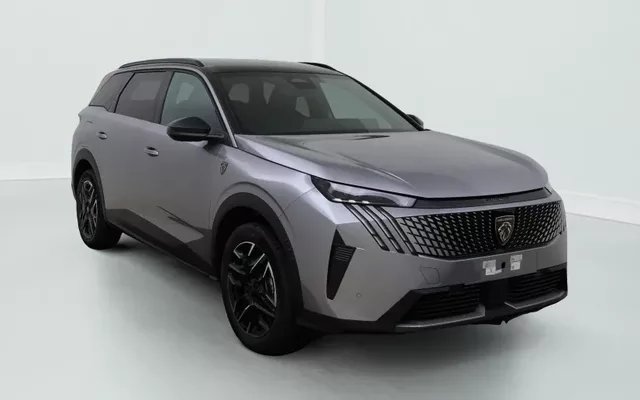 Peugeot 5008 GT Hybrid 145 hp e-DSC6 Zéro km immatriculé
