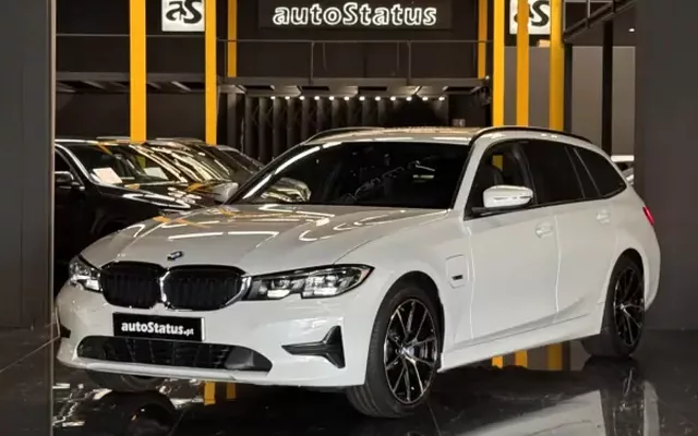 BMW 320 2022 e Line Sport Auto