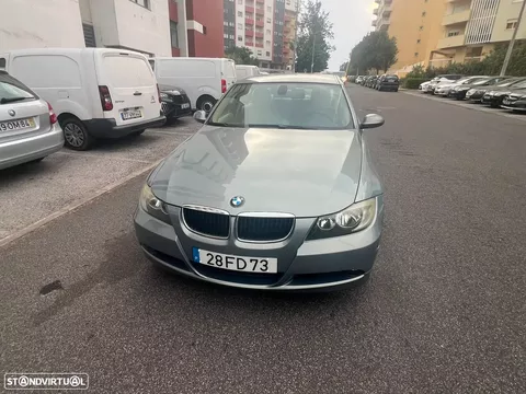 BMW 320 d Auto