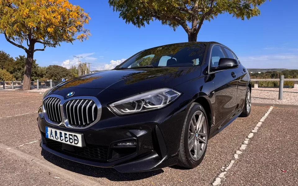 BMW 116 d Pack Desportivo M