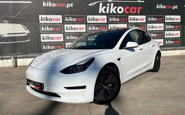 Tesla Model 3 Standard Range Plus RWD