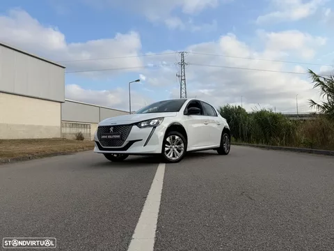 Peugeot e-208 Allure Pack