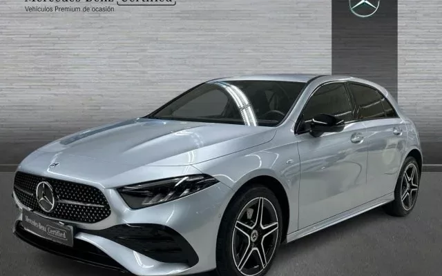 MERCEDES-BENZ Clase A CLASE A 250 e Compacto con tecnología híbrida EQ