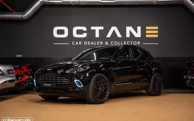Aston Martin DBX
