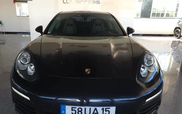 Porsche Panamera 3.0 V6