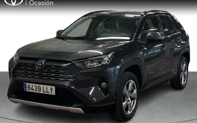 TOYOTA RAV-4 220H Advance