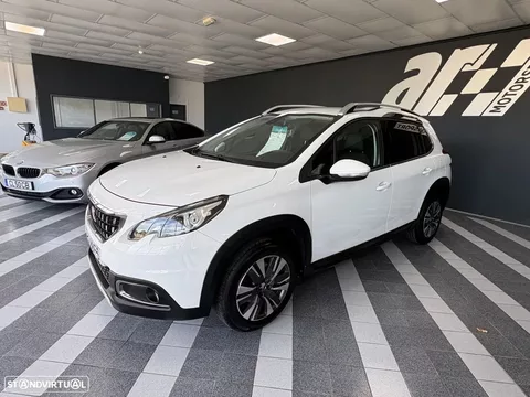 Peugeot 2008 1.2 PureTech Allure