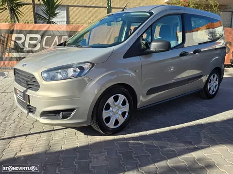 Ford Tourneo Courier 1.5 TDCi Ambiente