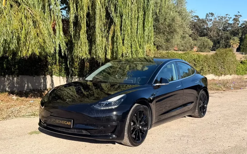 Tesla Model 3 Standard Range Plus RWD