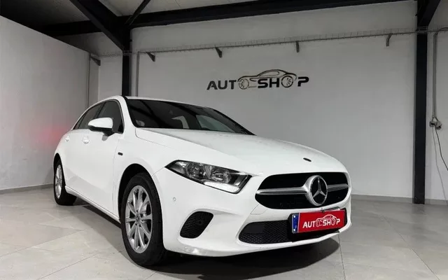 Mercedes-Benz A 250 e Style Plus