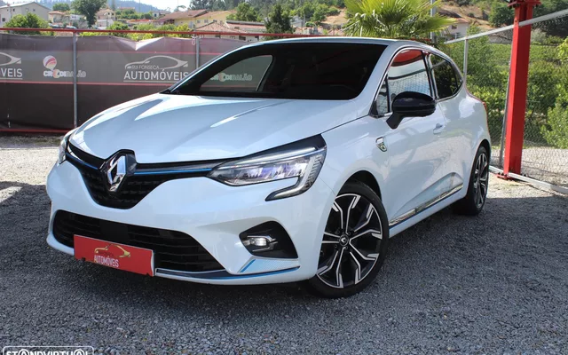 Renault Clio 1.6 E-Tech Intens