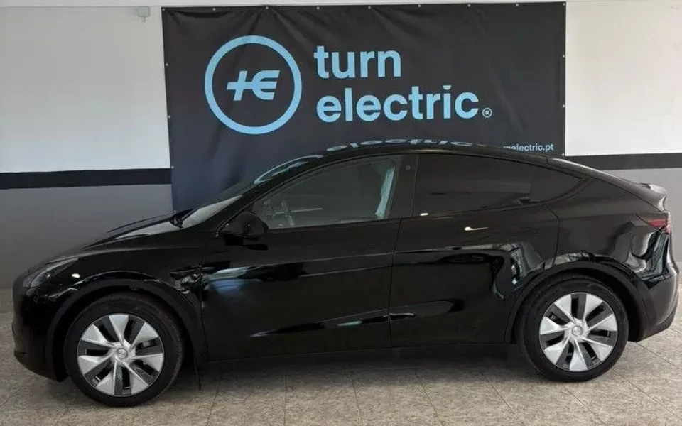 Tesla Model Y Tração Traseira