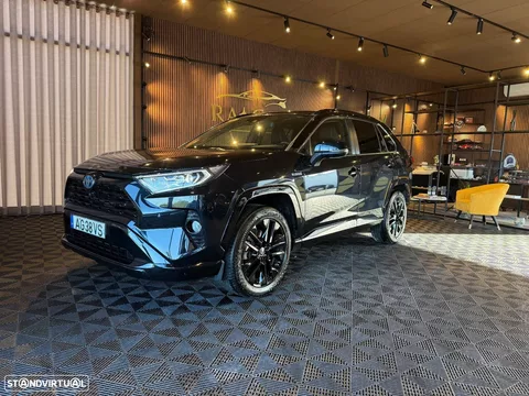 Toyota RAV4 2.5 HDF Black Edition